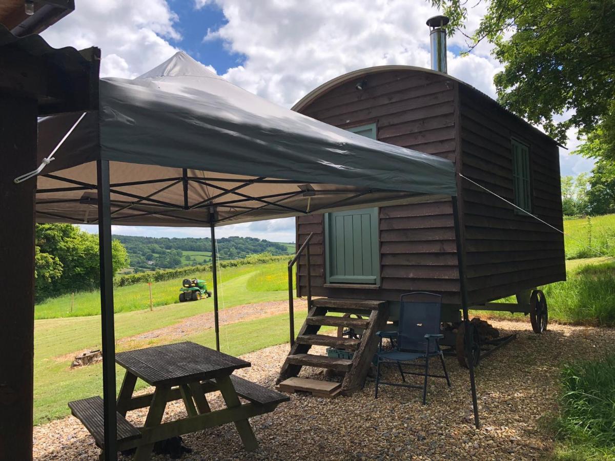 The Shepherds Hut At The Shippen, Tiphayes Honiton Extérieur photo