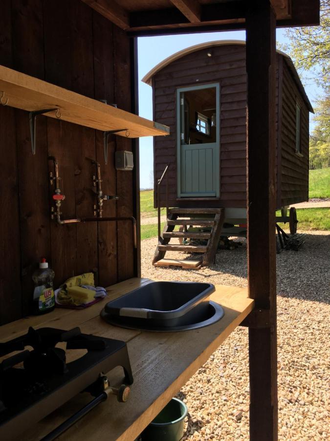 The Shepherds Hut At The Shippen, Tiphayes Honiton Extérieur photo